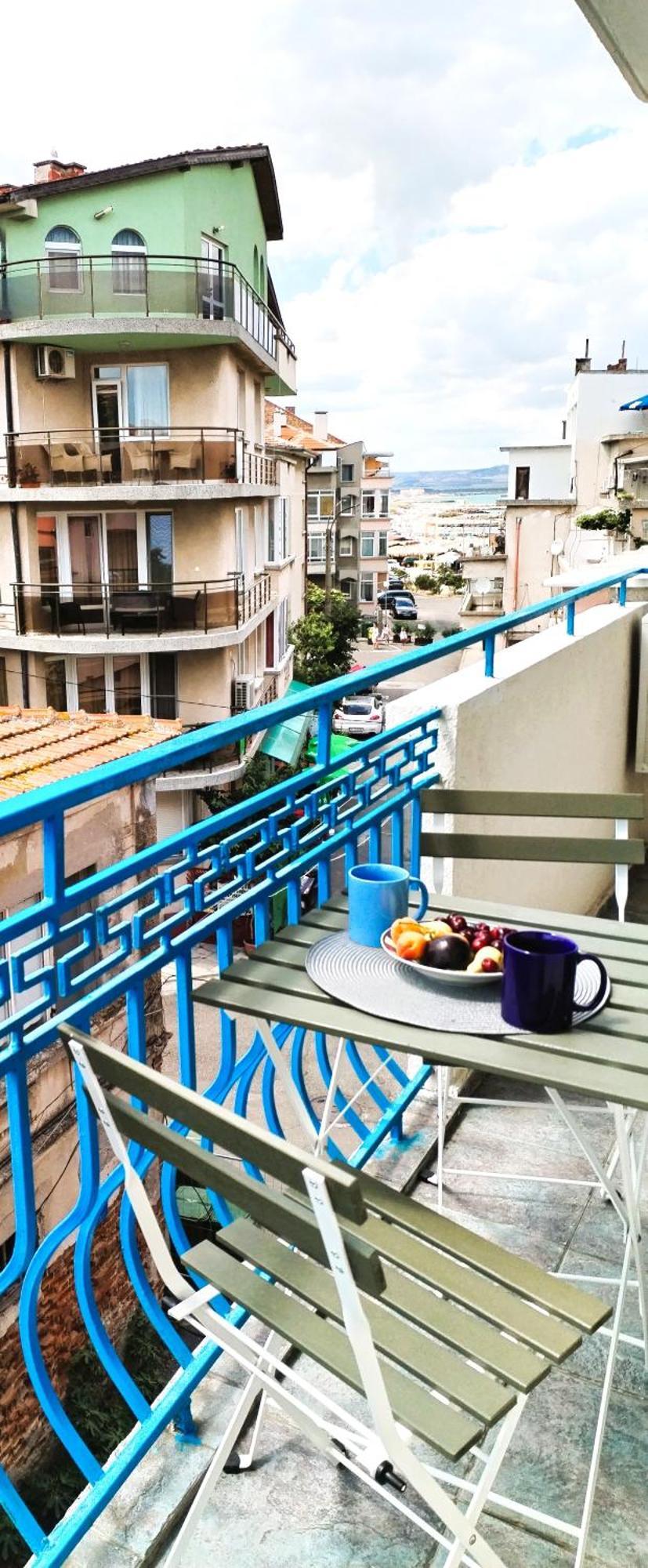 Lira Sto Apartments Поморие Экстерьер фото